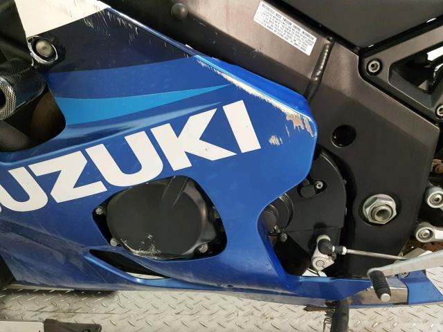 JS1GN7CA352112391 - 2005 SUZUKI GSX-R600 K BLUE photo 11