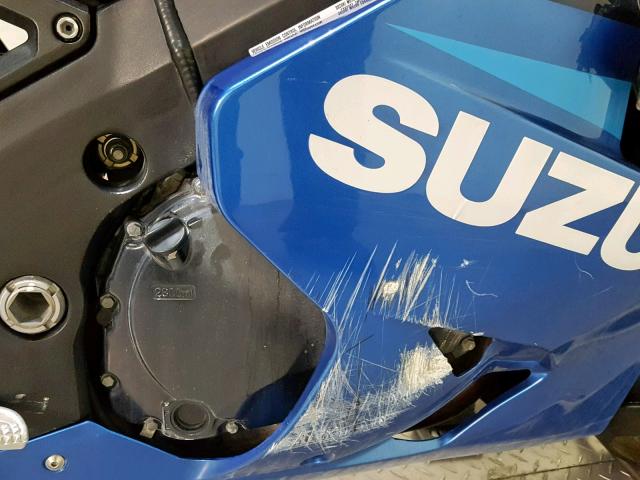 JS1GN7CA352112391 - 2005 SUZUKI GSX-R600 K BLUE photo 12