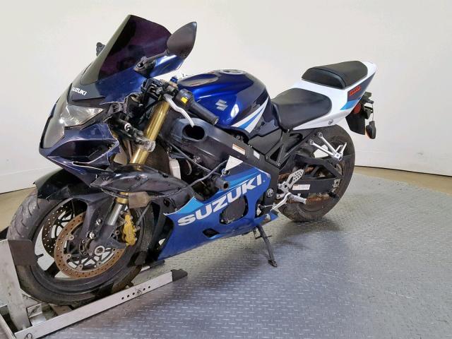 JS1GN7CA352112391 - 2005 SUZUKI GSX-R600 K BLUE photo 4