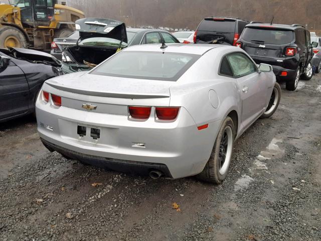 2G1FA1E38D9156145 - 2013 CHEVROLET CAMARO LS SILVER photo 4