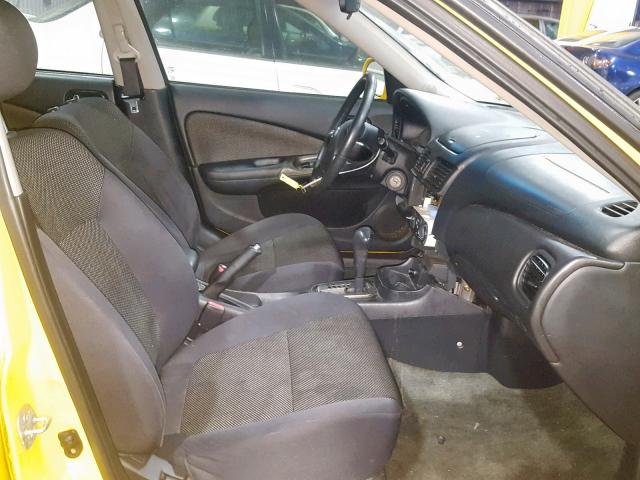 3N1AB51D04L735165 - 2004 NISSAN SENTRA SE- YELLOW photo 5