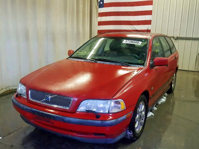 YV1VW2550YF511392 - 2000 VOLVO V40 RED photo 2