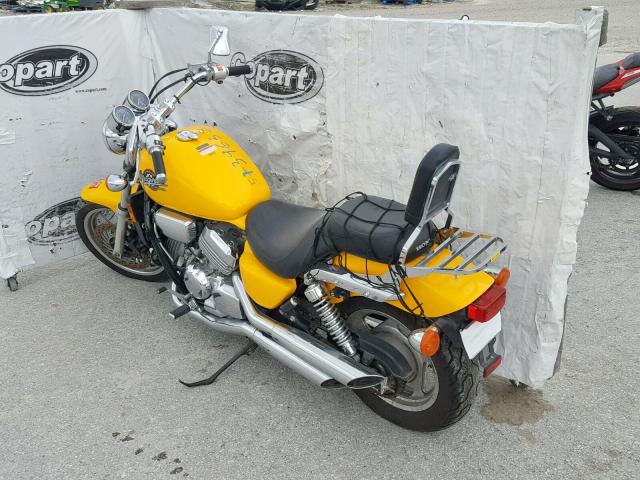 JH2RC4317RM000861 - 1994 HONDA VF750 C YELLOW photo 3