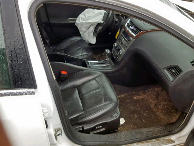 1G1ZK57B89F251907 - 2009 CHEVROLET MALIBU LTZ თეთრი ფოტო 5
