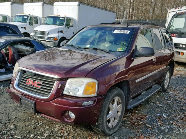 1GKDT13S272120705 - 2007 GMC ENVOY MAROON photo 2