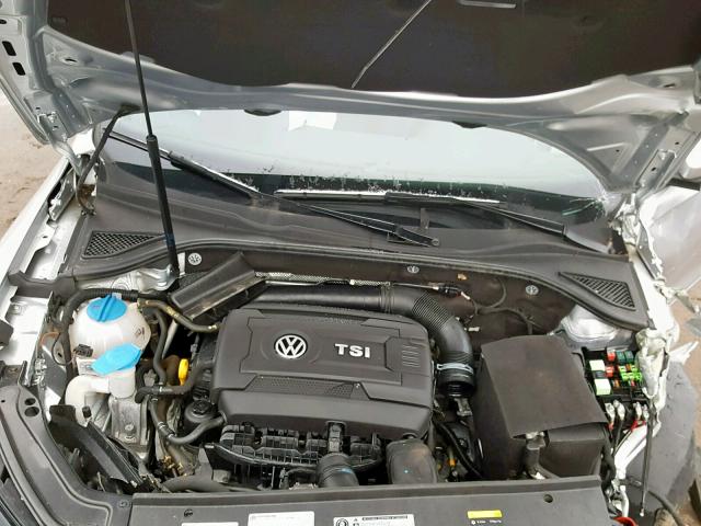 1VWGT7A30HC061671 - 2017 VOLKSWAGEN PASSAT SE GRAY photo 7