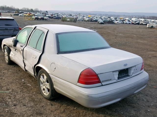 2FAHP74W84X118865 - 2004 FORD CROWN VICT SILVER photo 3