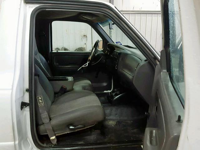 1FTYR10U11TA64386 - 2001 FORD RANGER WHITE photo 5