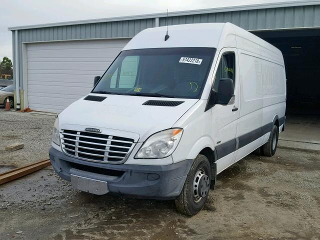 WDYPF1CC6A5494043 - 2010 FREIGHTLINER SPRINTER 3 WHITE photo 2