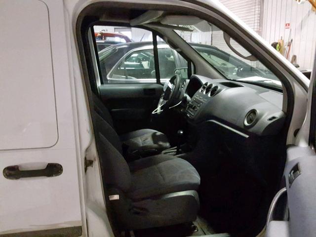 NM0LS7BN3DT129330 - 2013 FORD TRANSIT CO WHITE photo 5