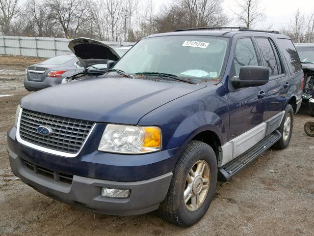 1FMRU15W04LA87025 - 2004 FORD EXPEDITION BLUE photo 2