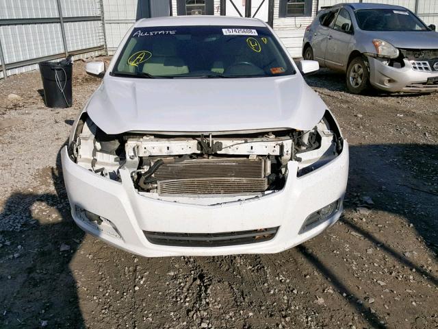 1G11F5RR6DF104005 - 2013 CHEVROLET MALIBU 2LT WHITE photo 9