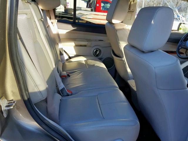 1J8HG58N76C302624 - 2006 JEEP COMMANDER GOLD photo 6
