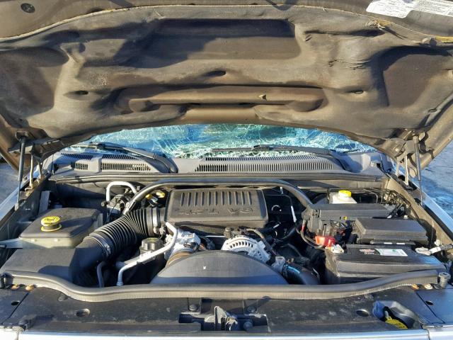 1J8HG58N76C302624 - 2006 JEEP COMMANDER GOLD photo 7