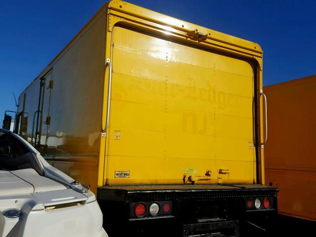 4UZAASDT7ECGA1407 - 2014 FREIGHTLINER CHASSIS M YELLOW photo 3