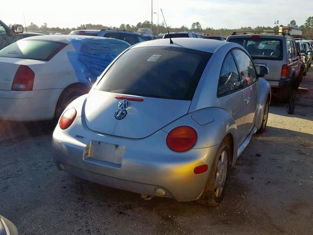 3VWCA21C0YM459999 - 2000 VOLKSWAGEN NEW BEETLE Gümüş foto 4