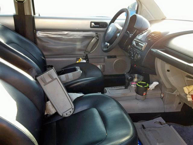 3VWCA21C0YM459999 - 2000 VOLKSWAGEN NEW BEETLE Gümüş foto 5