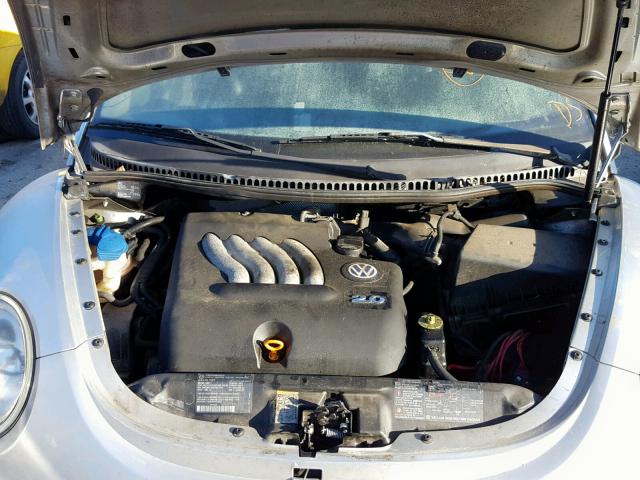3VWCA21C0YM459999 - 2000 VOLKSWAGEN NEW BEETLE Gümüş foto 7