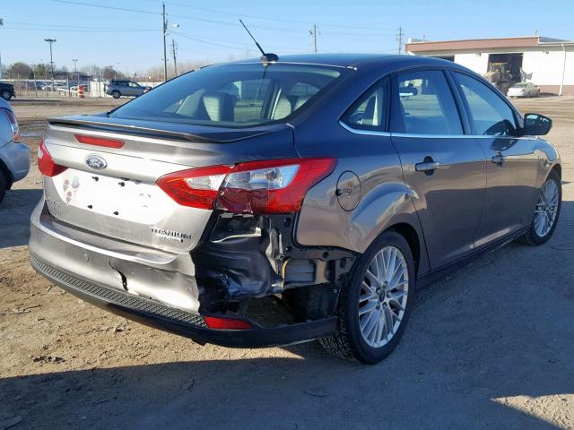 1FADP3J21EL236960 - 2014 FORD FOCUS TITA GRAY photo 4