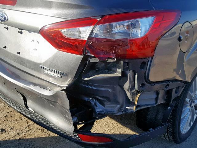 1FADP3J21EL236960 - 2014 FORD FOCUS TITA GRAY photo 9