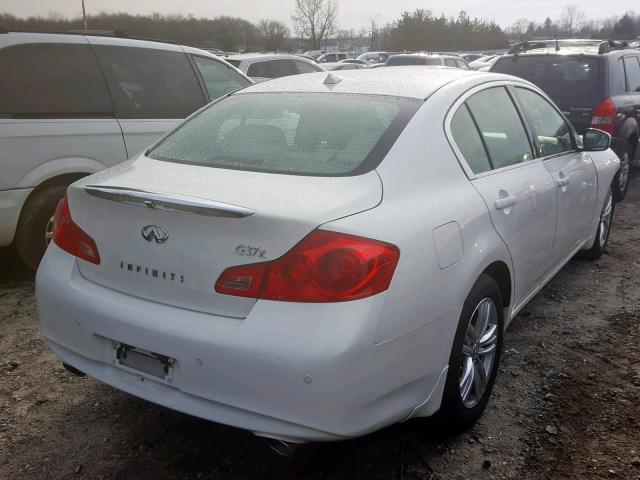 JN1CV6AR3AM461267 - 2010 INFINITI G37 WHITE photo 4