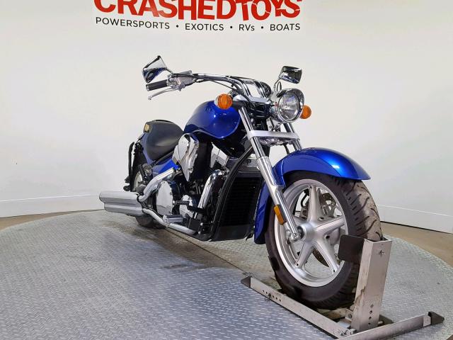 JH2SC6600GK600226 - 2016 HONDA VT1300 CR BLUE photo 2