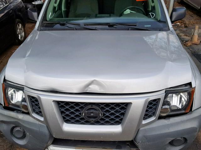 5N1AN0NW8EN811926 - 2014 NISSAN XTERRA X SILVER photo 7