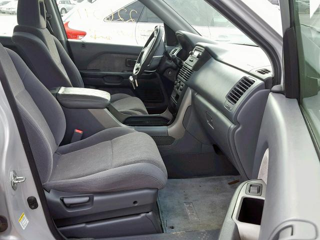 2HKYF18143H562026 - 2003 HONDA PILOT LX SILVER photo 5