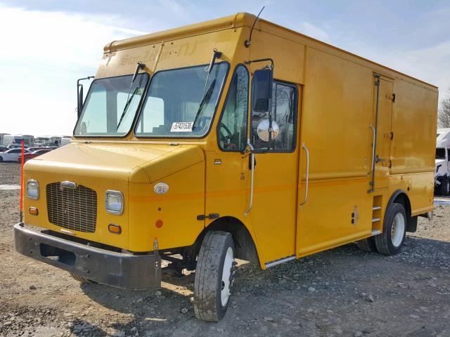 4UZAASDT9ECGA1411 - 2014 FREIGHTLINER CHASSIS M YELLOW photo 2