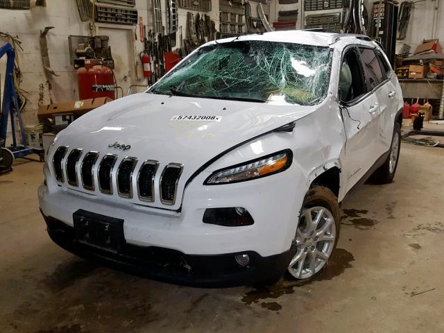 1C4PJMCS2HW616274 - 2017 JEEP CHEROKEE L WHITE photo 2