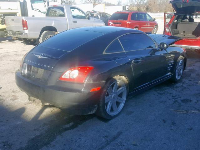 1C3AN59L95X032979 - 2005 CHRYSLER CROSSFIRE BLACK photo 4