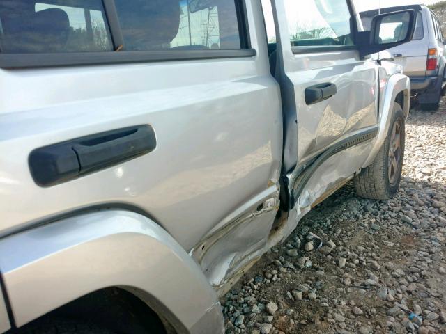 1J8HH48K76C206649 - 2006 JEEP COMMANDER 银色 照片 9