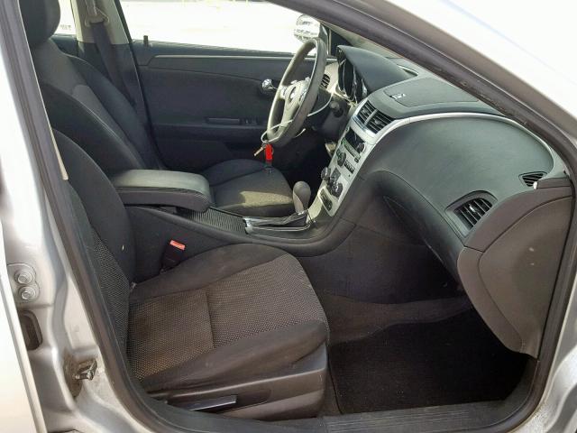 1G1ZC5E04AF183317 - 2010 CHEVROLET MALIBU 1LT SILVER photo 5
