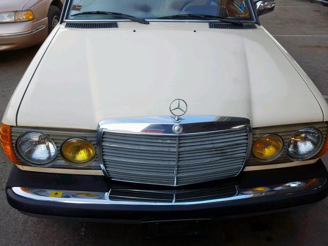 WBD12312312210215 - 1981 MERCEDES-BENZ 240D TAN photo 9