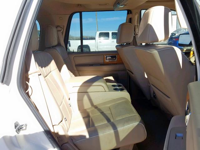 5LMFU28527LJ16392 - 2007 LINCOLN NAVIGATOR 白色 照片 6