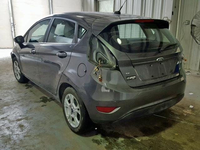 3FADP4EJ5FM157279 - 2015 FORD FIESTA SE GRAY photo 3