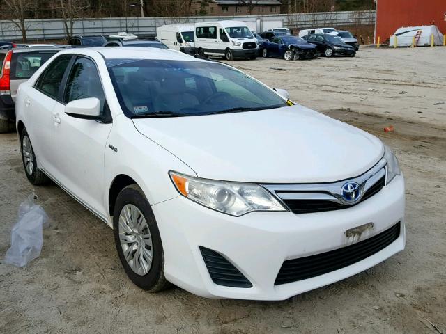 4T1BD1FK8CU016175 - 2012 TOYOTA CAMRY HYBR WHITE photo 1