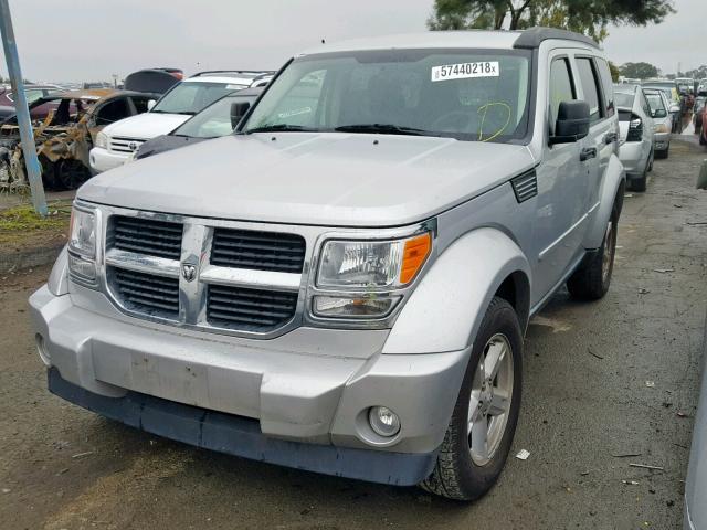 1D8GT28K07W734055 - 2007 DODGE NITRO SXT SILVER photo 2