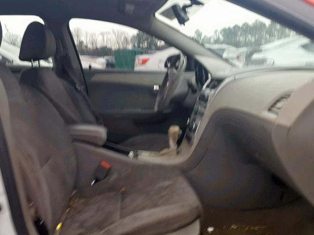 1G1ZC5E17BF171012 - 2011 CHEVROLET MALIBU 1LT RED photo 5