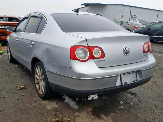 WVWJK7AN8AE124653 - 2010 VOLKSWAGEN PASSAT KOM SILVER photo 3