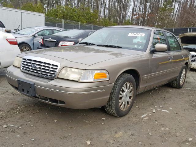 2FAFP74W33X103423 - 2003 FORD CROWN VICT TAN photo 2