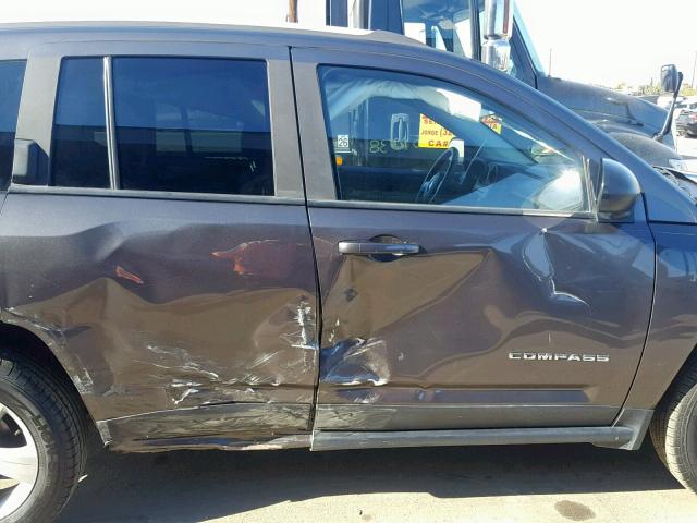 1C4NJDBB7GD778940 - 2016 JEEP COMPASS SP 灰色 照片 9