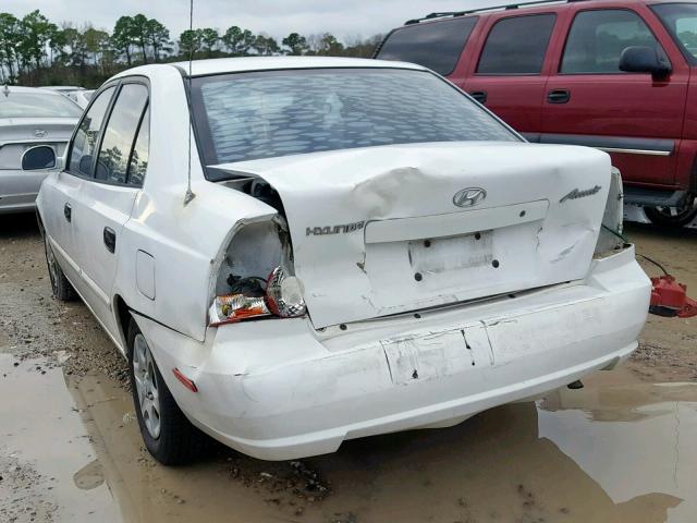 KMHCG45C75U583665 - 2005 HYUNDAI ACCENT GL WHITE photo 3