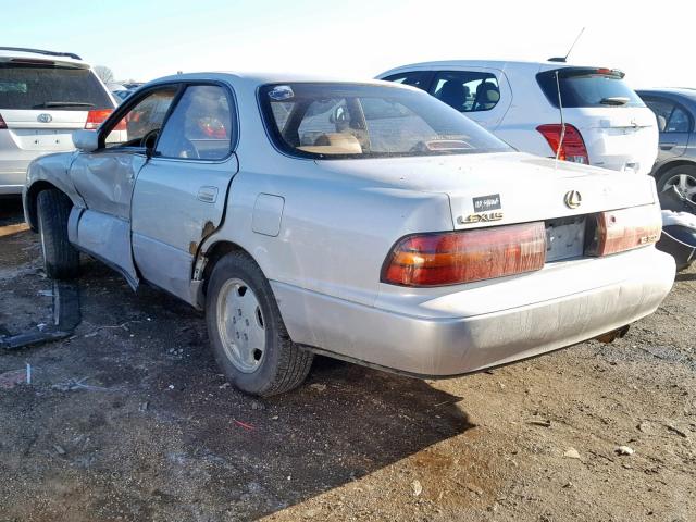 JT8GK13T9R0063906 - 1994 LEXUS ES 300 WHITE photo 3