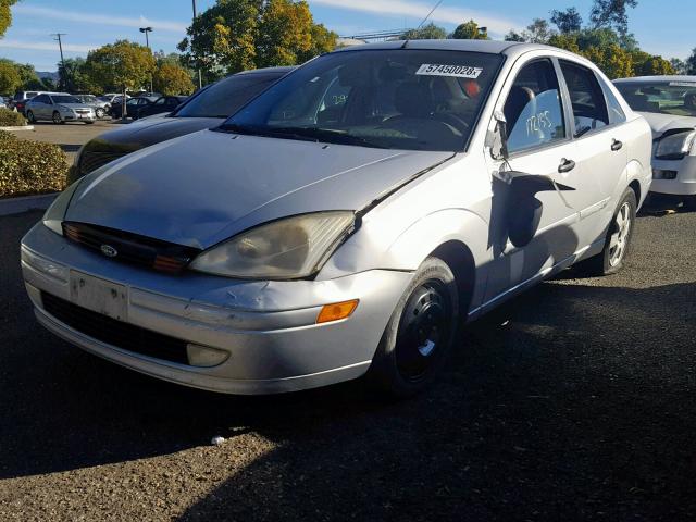 1FAFP38321W210349 - 2001 FORD FOCUS ZTS SILVER photo 2