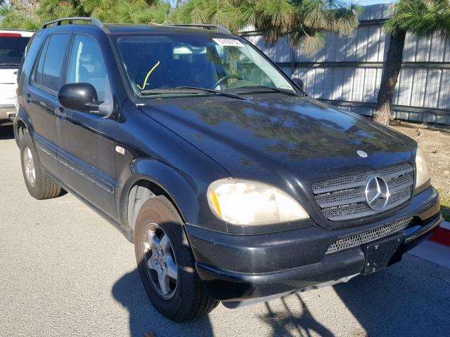 4JGAB54E21A231877 - 2001 MERCEDES-BENZ ML 320 BLACK photo 1