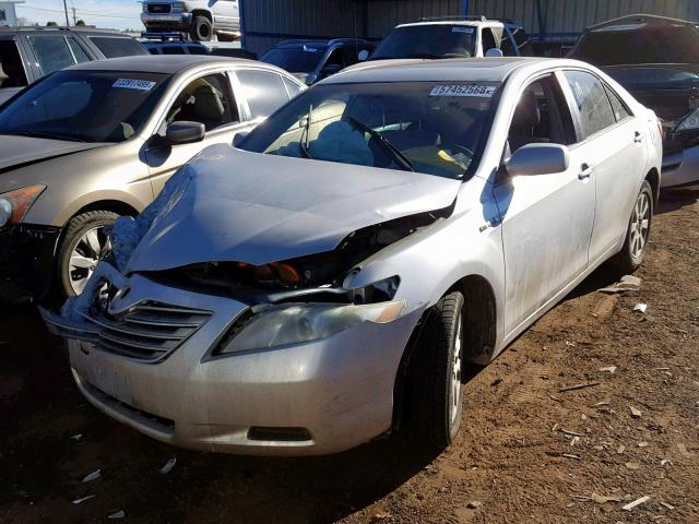 4T1BB46K28U043693 - 2008 TOYOTA CAMRY HYBR SILVER photo 2