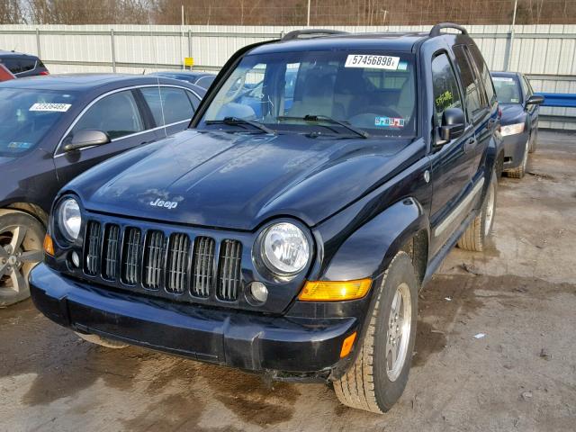 1J4GL38K15W684603 - 2005 JEEP LIBERTY RE BLACK photo 2