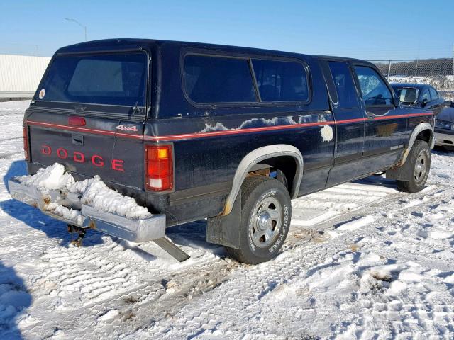 1B7GG23XXRS663012 - 1994 DODGE DAKOTA BLACK photo 4