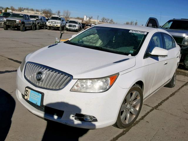 1G4GC5EG8AF143524 - 2010 BUICK LACROSSE C WHITE photo 2